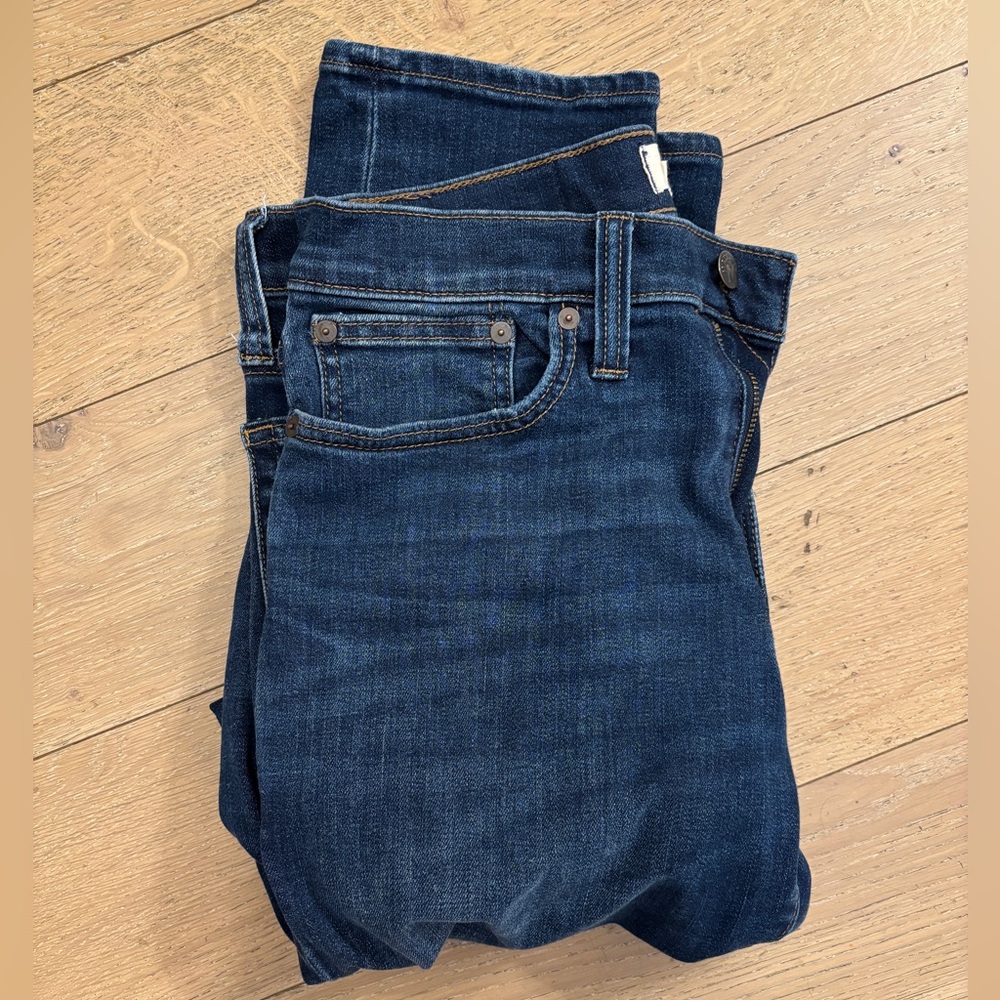 Madewell Men’s Jeans with Classic Indigo Wash